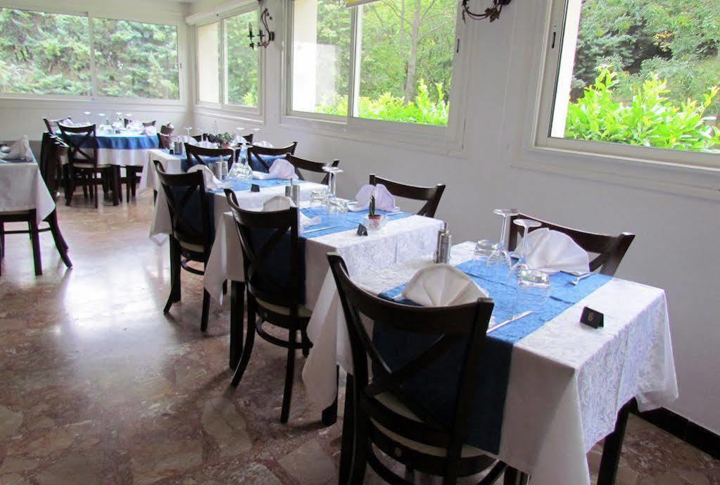 Hotel Restaurant Le Lachens La Bastide  Exterior photo